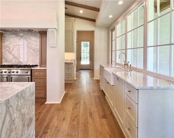 $2,225,000 | 10 Thunderbird Drive, Covington, LA 70433