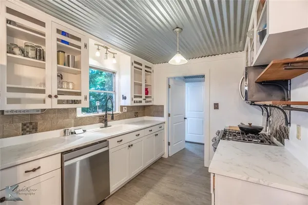 $440,000 | 801 Highway 153, Wingate, TX 79566