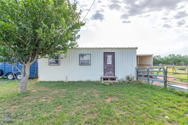 $490,000 | 801 Highway 153, Wingate, TX 79566