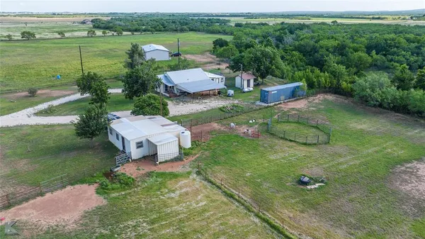 $440,000 | 801 Highway 153, Wingate, TX 79566