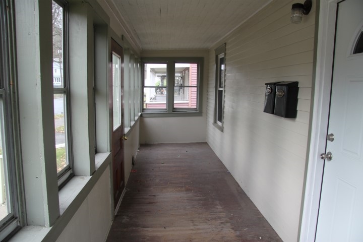 118 Main Street Bennington, VT 05201 - Photo 4 of 40 Gallery Image 4
