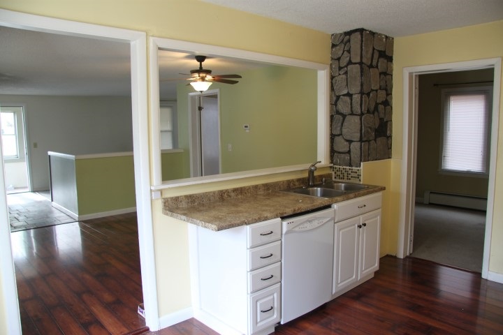 118 Main Street Bennington, VT 05201 - Photo 10 of 40 Gallery Image 10