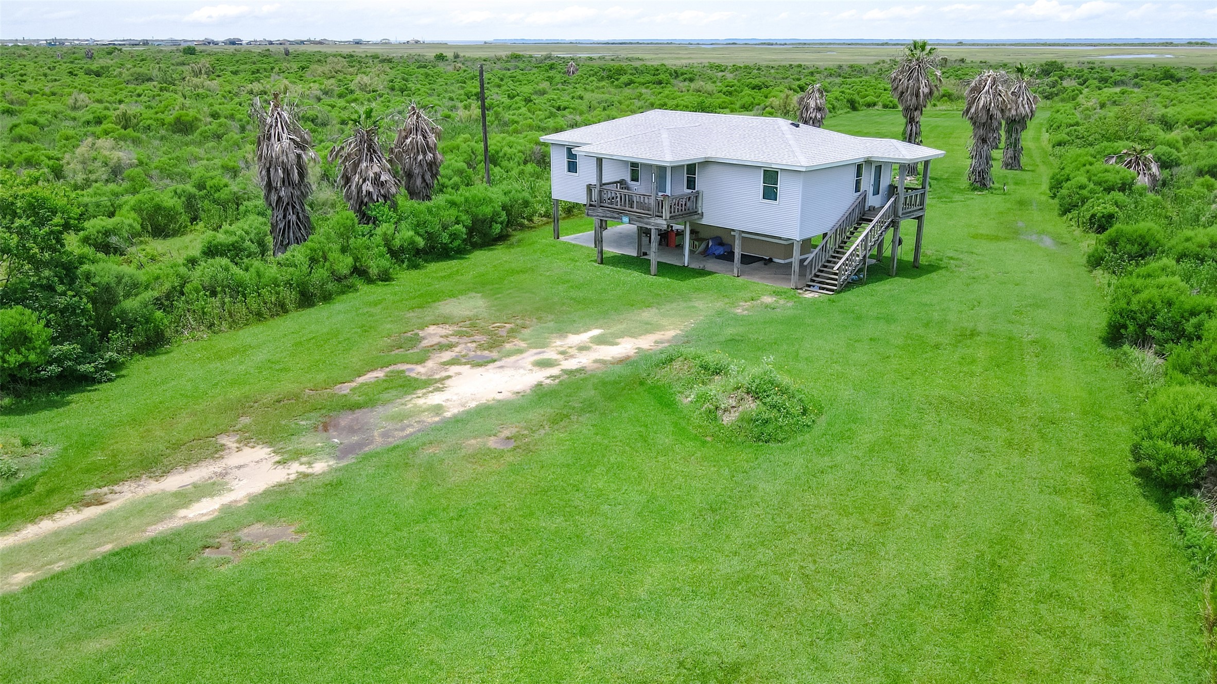 3253 State Highway 87 Crystal Beach, TX 77650 - Photo 23 of 29