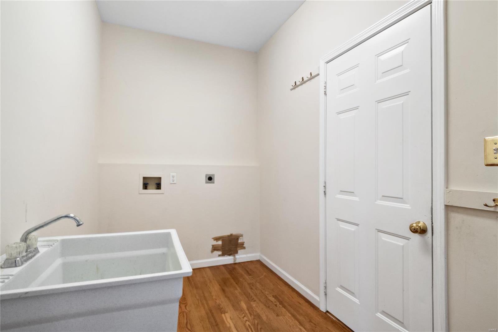 817 Castle Forest Court Ballwin, MO 63021 - Photo 18 of 45