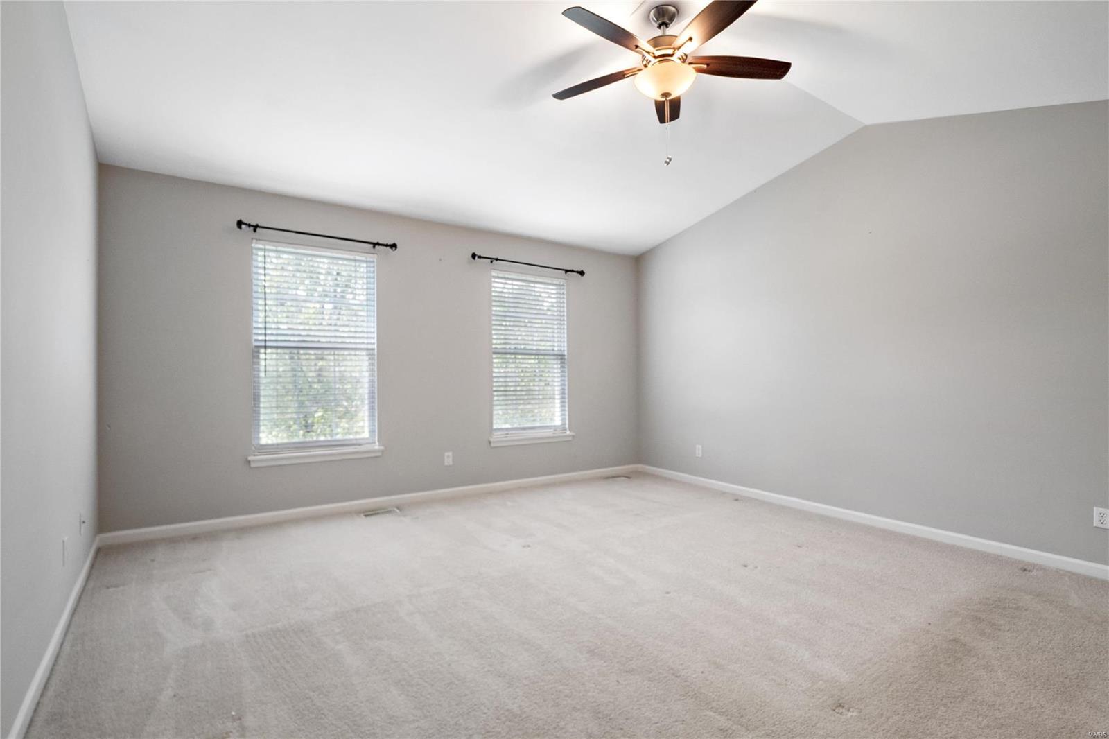 817 Castle Forest Court Ballwin, MO 63021 - Photo 20 of 45