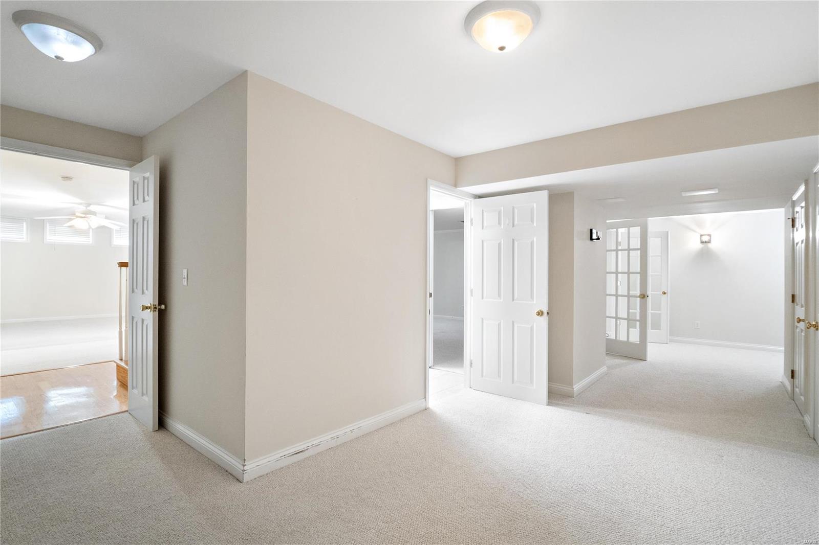 817 Castle Forest Court Ballwin, MO 63021 - Photo 42 of 45