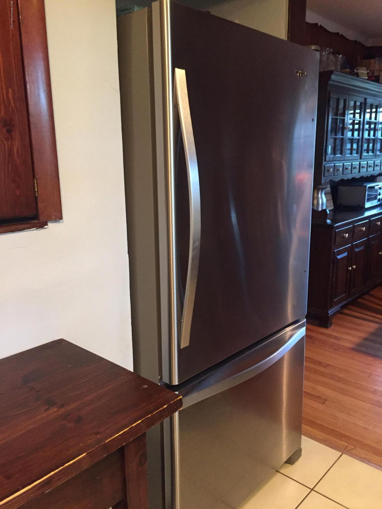 756 Gail Chambers Road Jackson, NJ 08527 - Photo 19 of 27 image