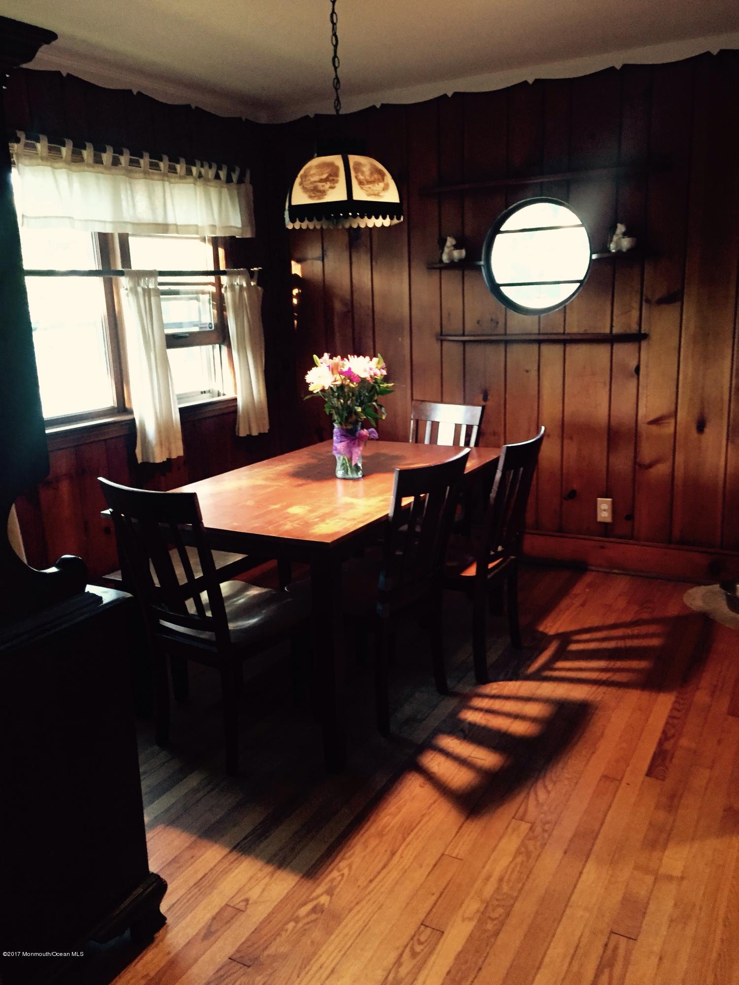 756 Gail Chambers Road Jackson, NJ 08527 - Photo 21 of 27 image