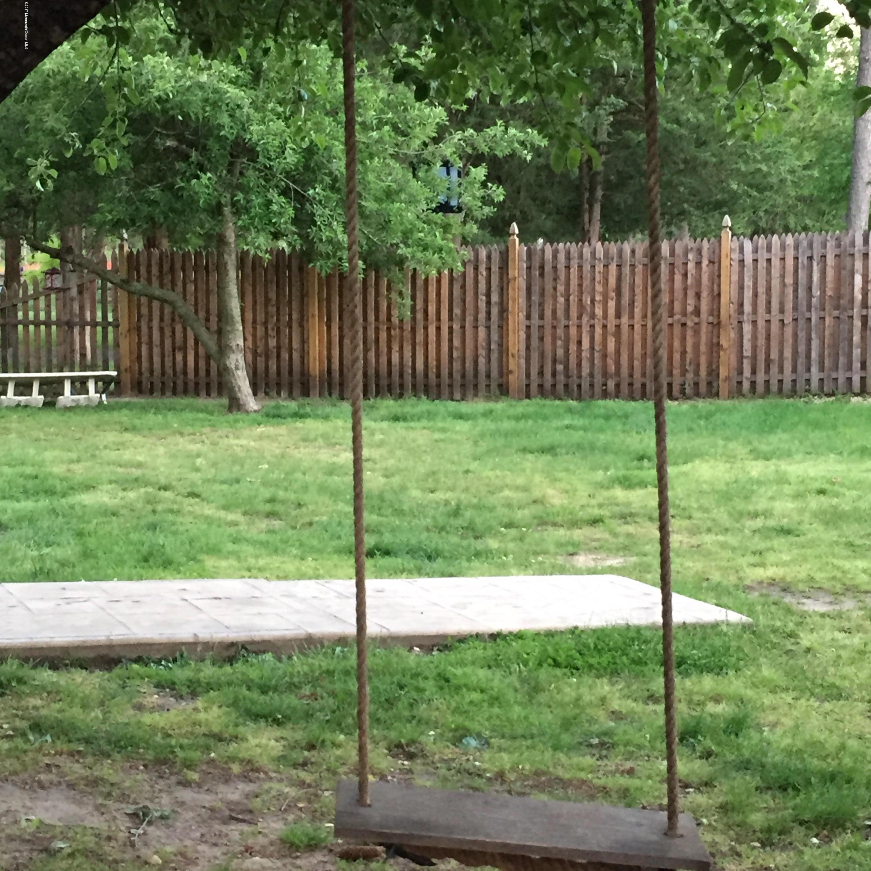 756 Gail Chambers Road Jackson, NJ 08527 - Photo 25 of 27 image