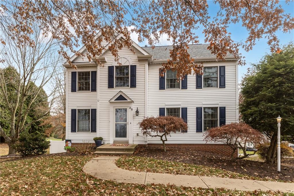 28 McBride Road Canonsburg, PA 15317 - Photo 1 of 33 a front view of a house with garden