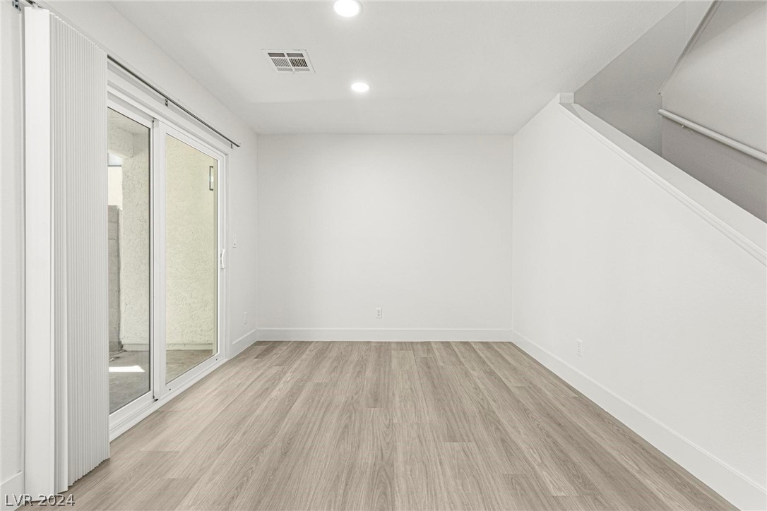 8149 Bridle Path Way Las Vegas, NV 89145 - Photo 9 of 29