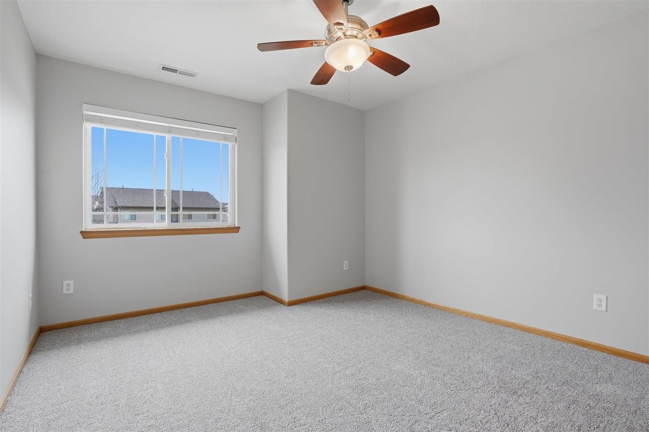 210 South Park Ridge Road North Liberty, IA 52317 - Photo 18 of 36 Gallery Image 18