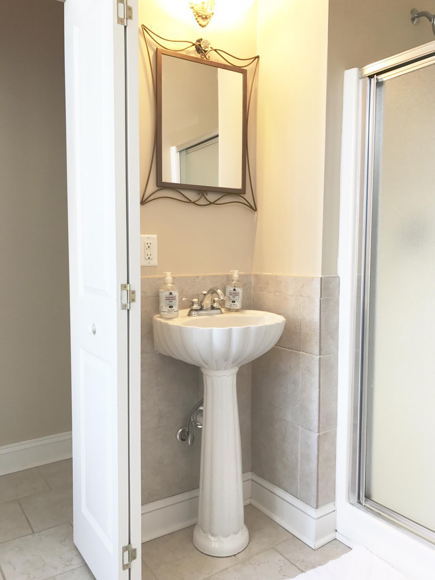 114 F Rutledge Avenue, Unit F Charleston, SC 29401 - Photo 11 of 11