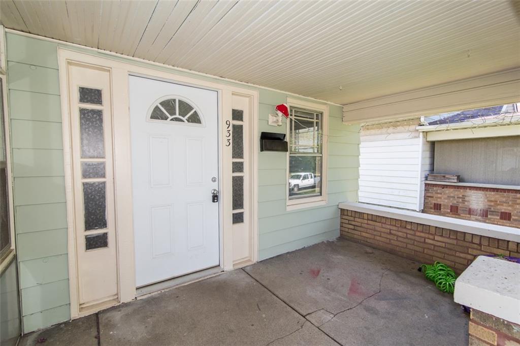 933 North Riley Avenue Indianapolis, IN 46201 - Photo 2 of 39 Gallery Image 2