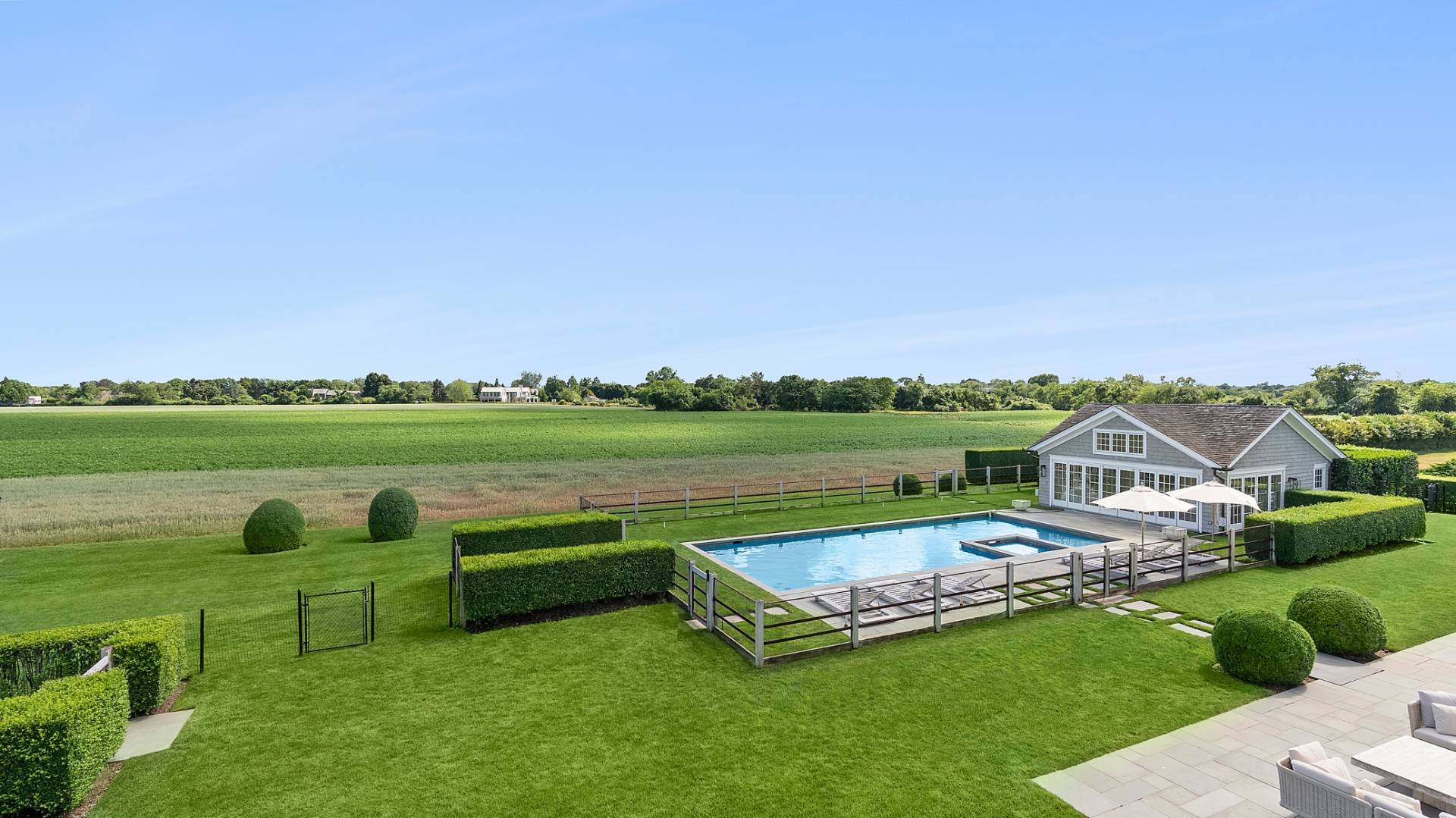 10 Morgan Way Bridgehampton, NY 11932 - Photo 20 of 25