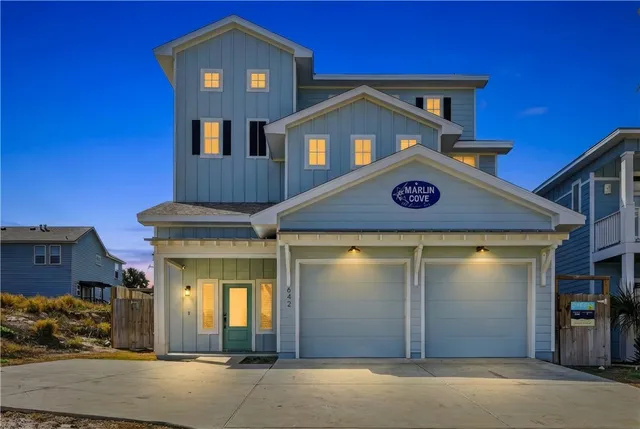 $1,650,000 | 642 Marlin Azul, Port Aransas, TX 78373