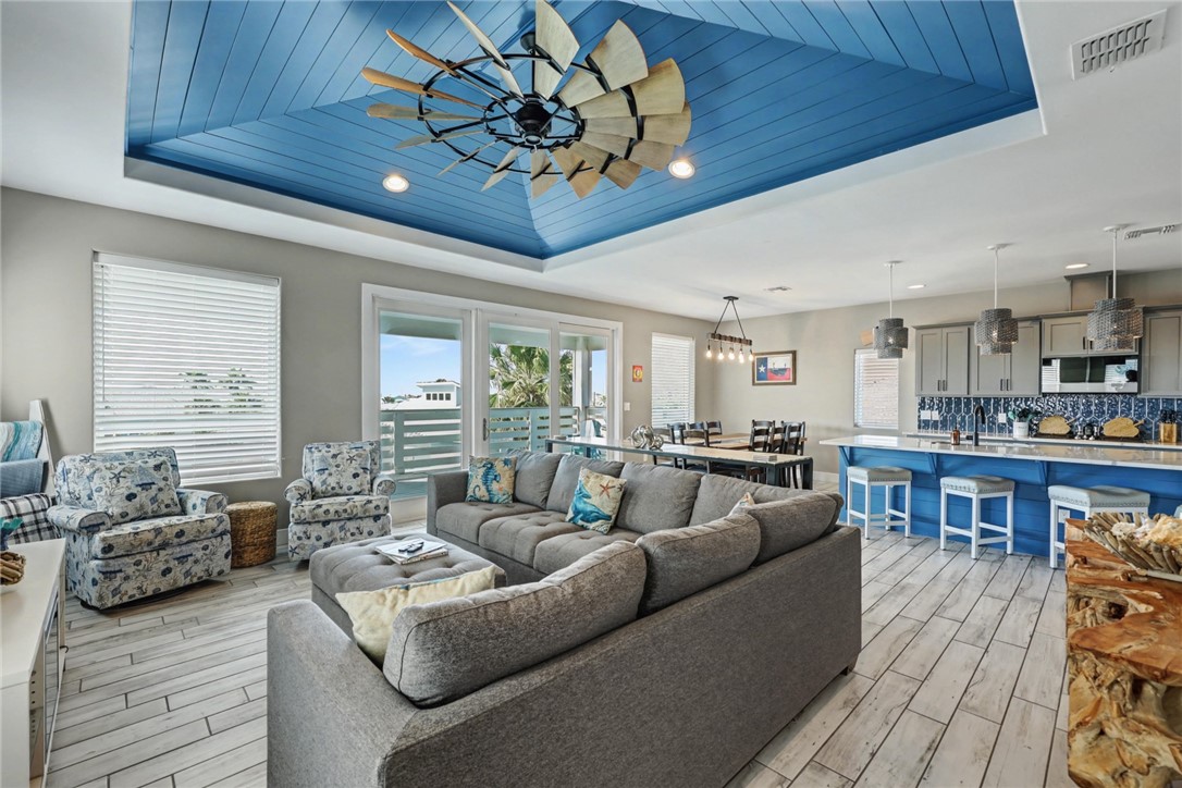 642 Marlin Azul Port Aransas, TX 78373 - Photo 5 of 40