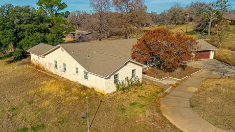 $480,000 | 310 Oakhill Drive, Keene, TX 76059