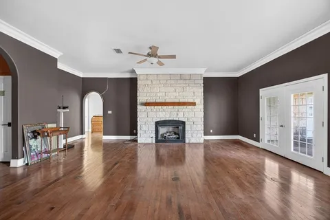 $480,000 | 310 Oakhill Drive, Keene, TX 76059