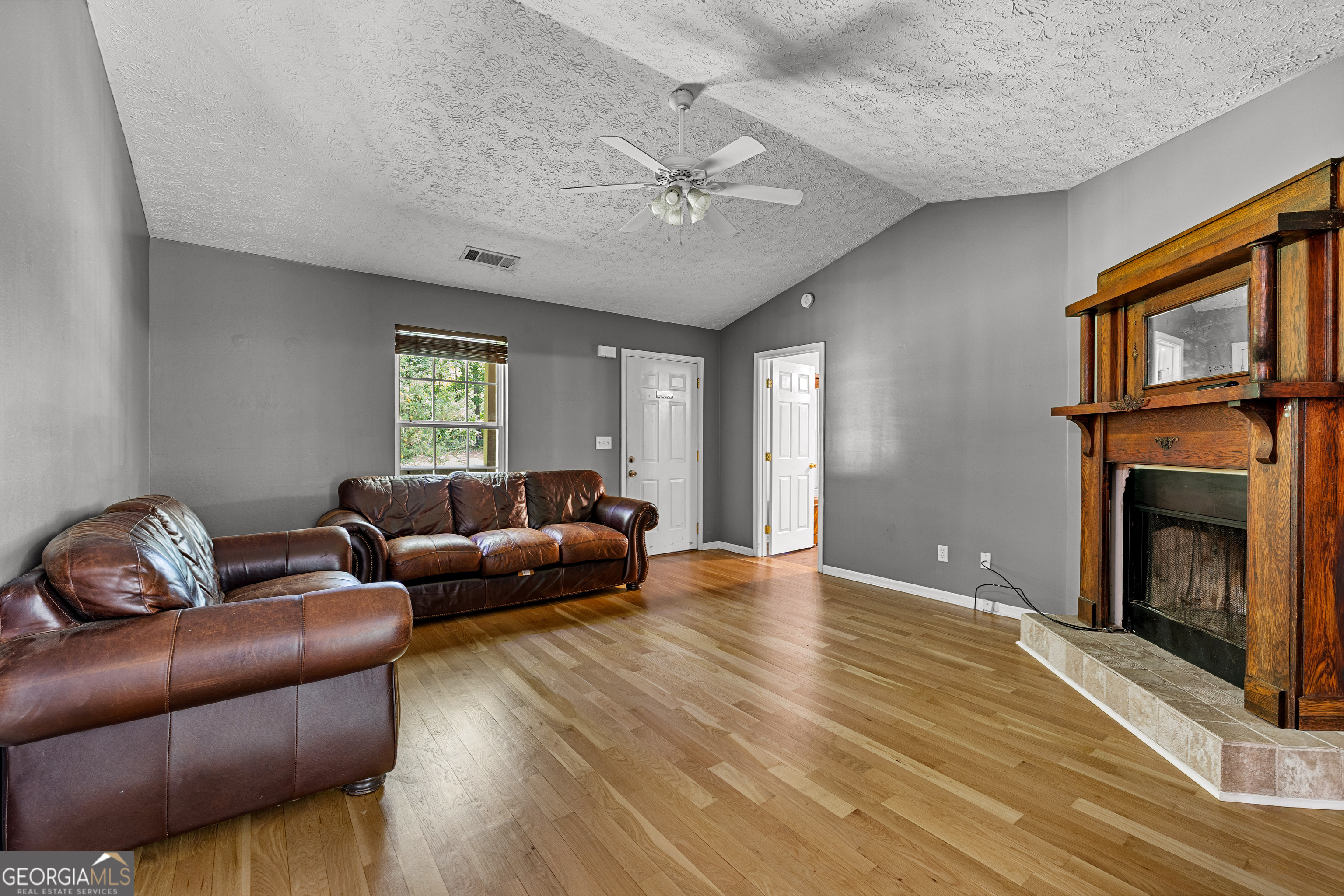 1336 Martin Mill Road Moreland, GA 30259 - Photo 8 of 40