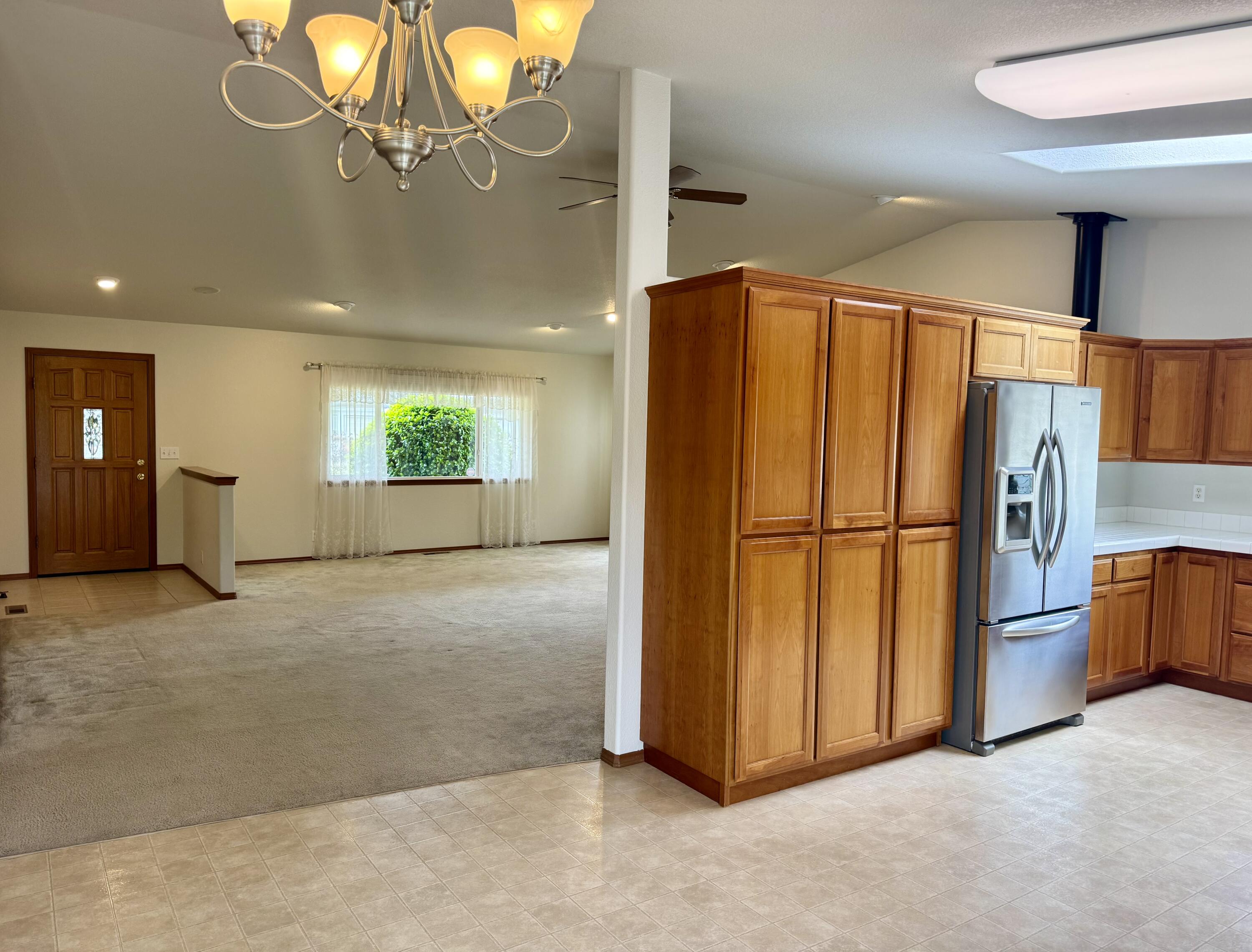 596 Senestraro Way Fortuna, CA 95540 - Photo 8 of 28
