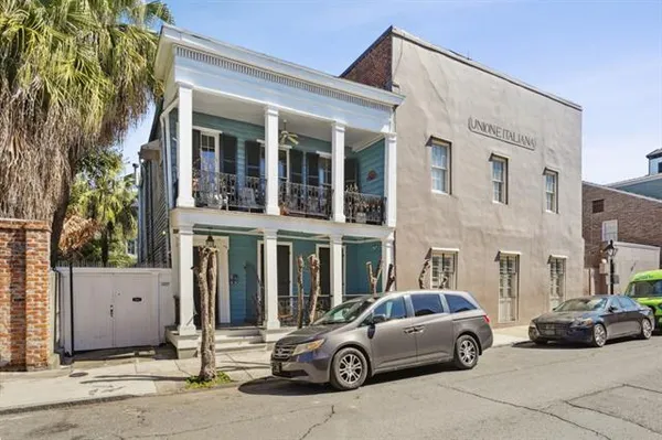 $1,500 | 1029 Barracks Street, Unit 2, New Orleans, LA 70116