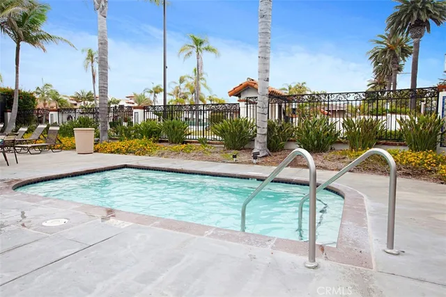 $7,900,000 | 3811 Vista Blanca, San Clemente, CA 92672