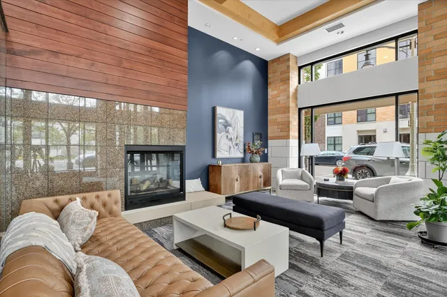 $275,000 | 4525 Park Commons Drive, Unit 520, St. Louis Park, MN 55416