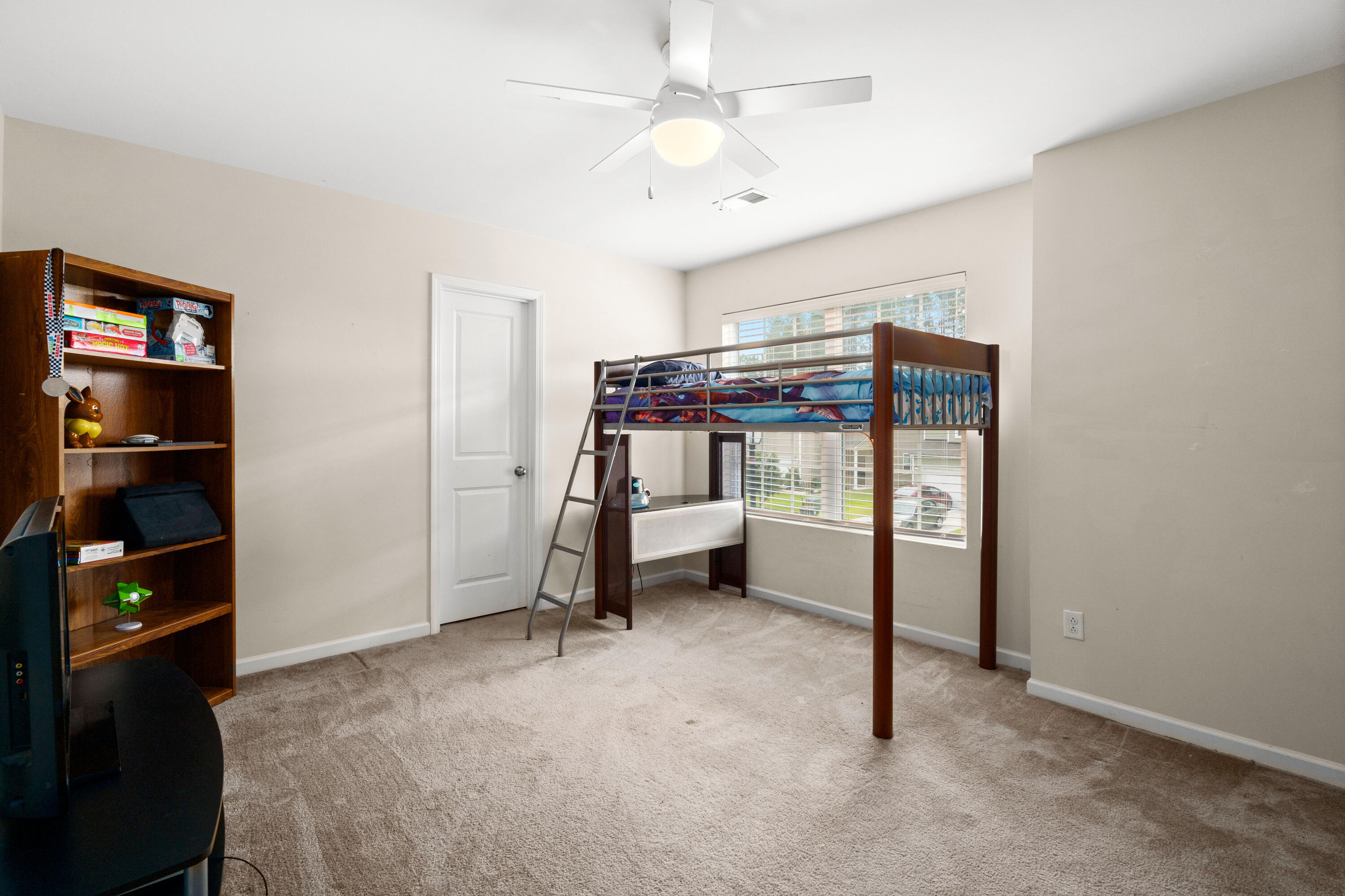 346 Iveson Road Summerville, SC 29486 - Photo 18 of 19 Third Bedroom
