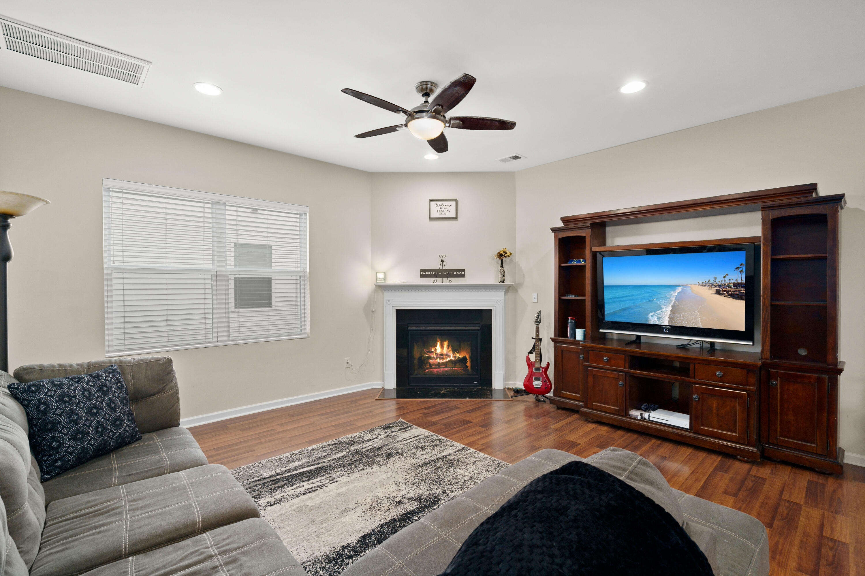 346 Iveson Road Summerville, SC 29486 - Photo 9 of 19 Large Family Room