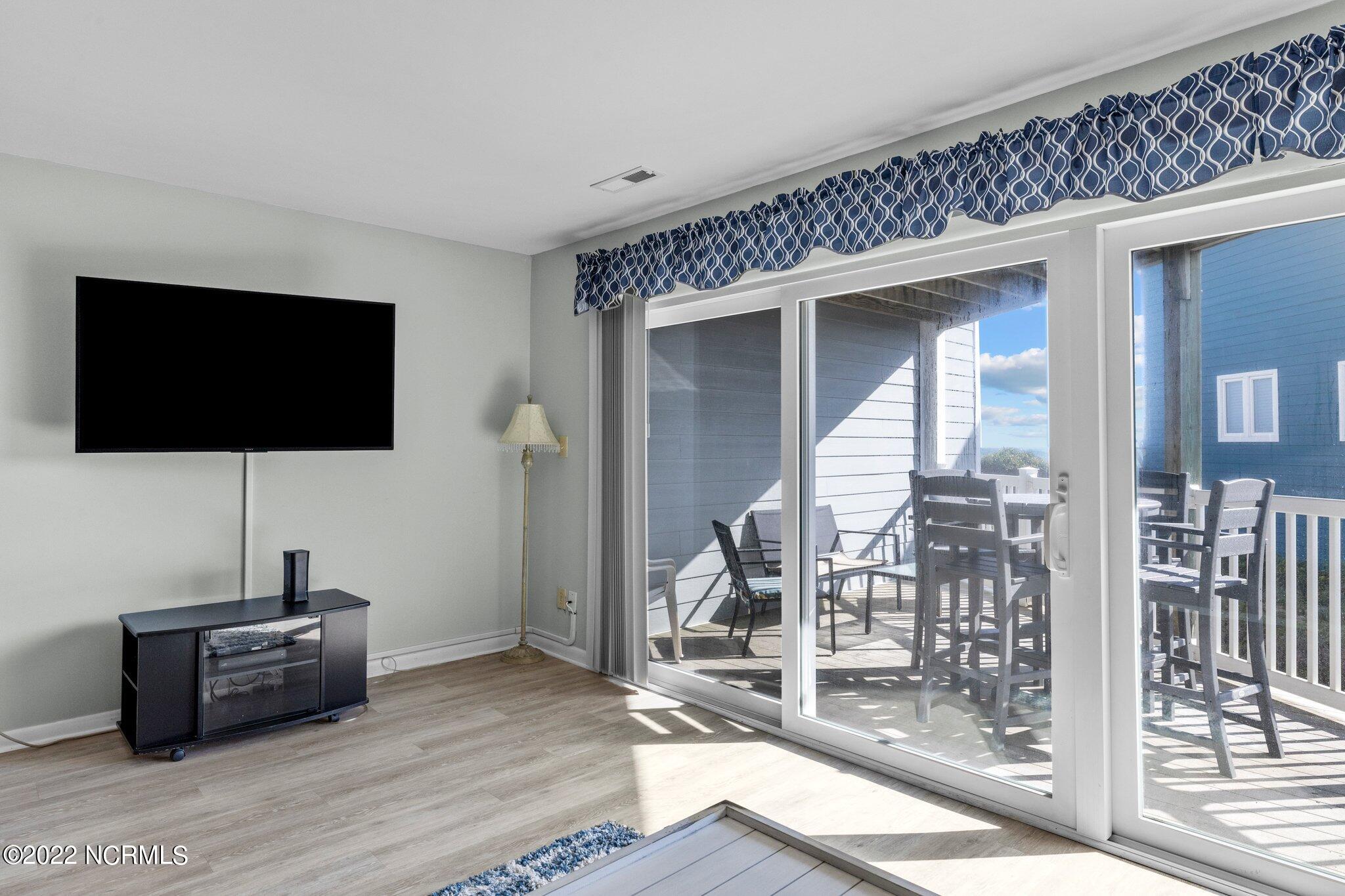 855 Salter Path Road, Unit 110 Indian Beach, NC 28512 - Photo 20 of 50 31-web-or-mls-_S3A7717