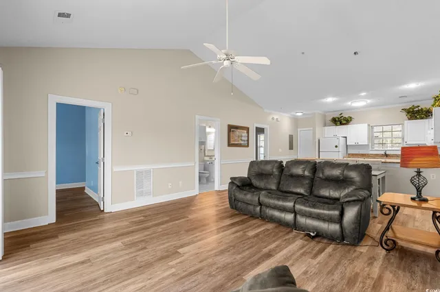 $250,000 | 4815 Orchid Way, Unit 302, Myrtle Beach, SC 29577