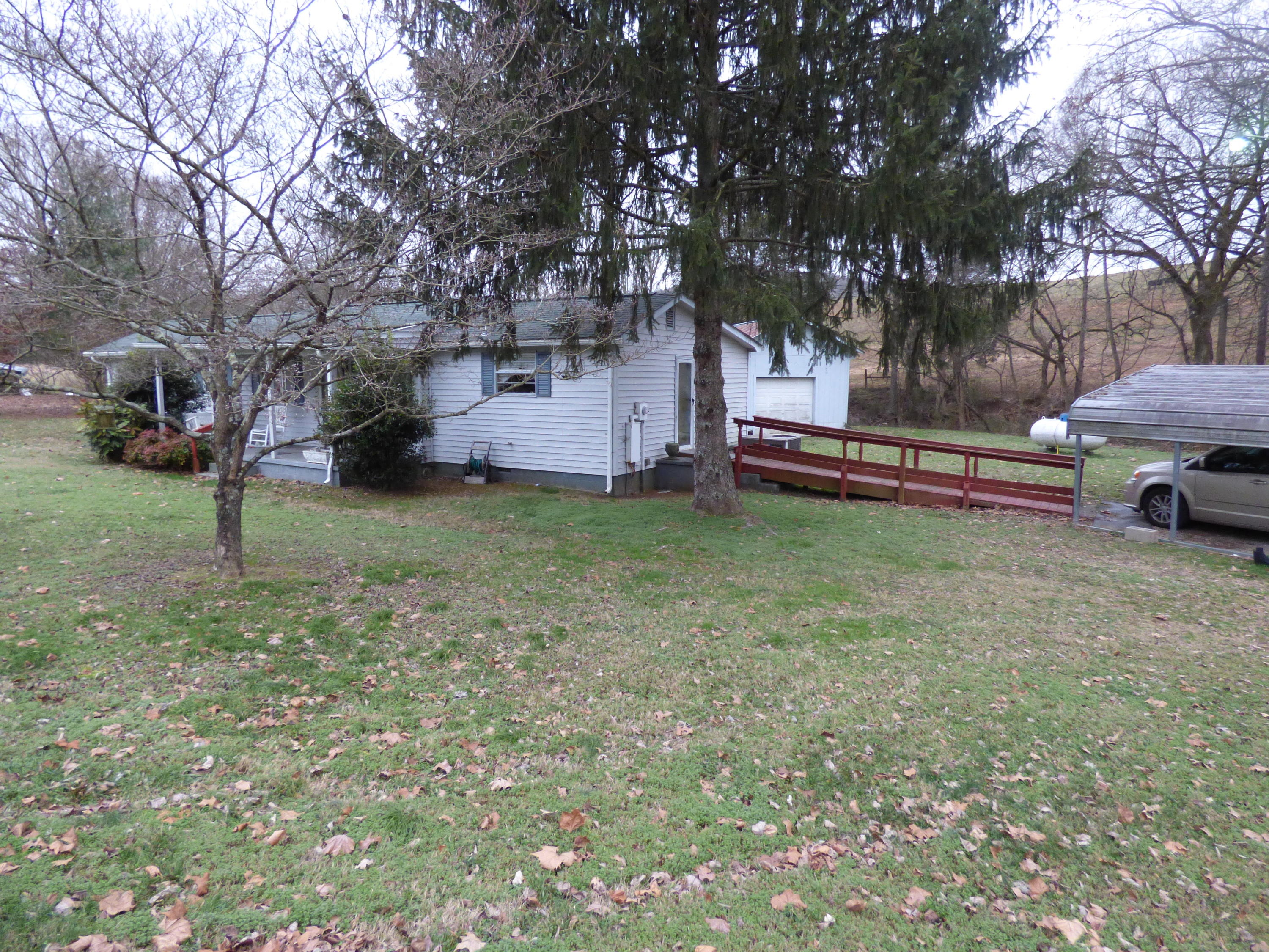 1837 Fielden Store Road New Market, TN 37820 - Photo 8 of 26 P1180089