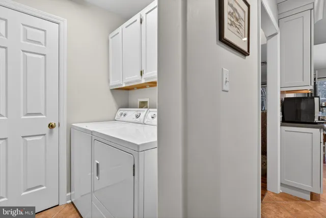 $329,900 | 105 Deer Ford Drive, Lancaster, PA 17601