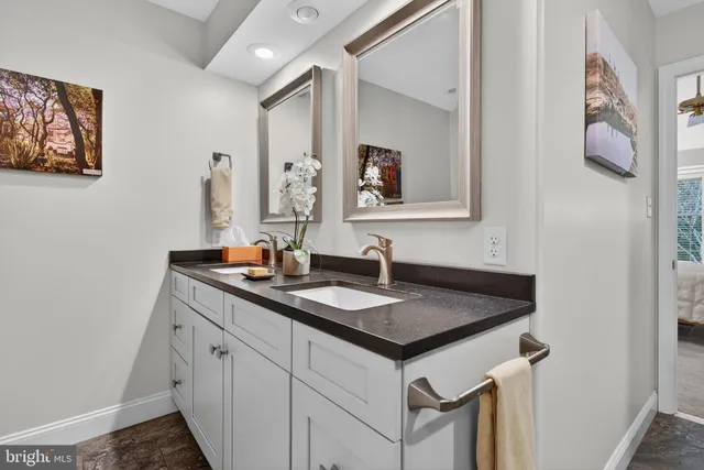 $329,900 | 105 Deer Ford Drive, Lancaster, PA 17601