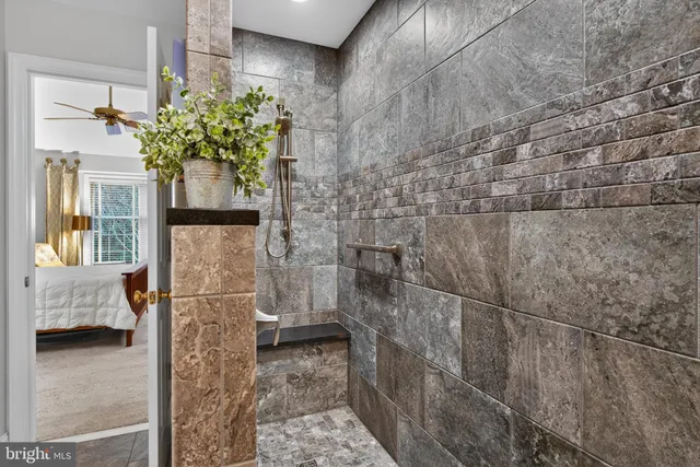 $329,900 | 105 Deer Ford Drive, Lancaster, PA 17601