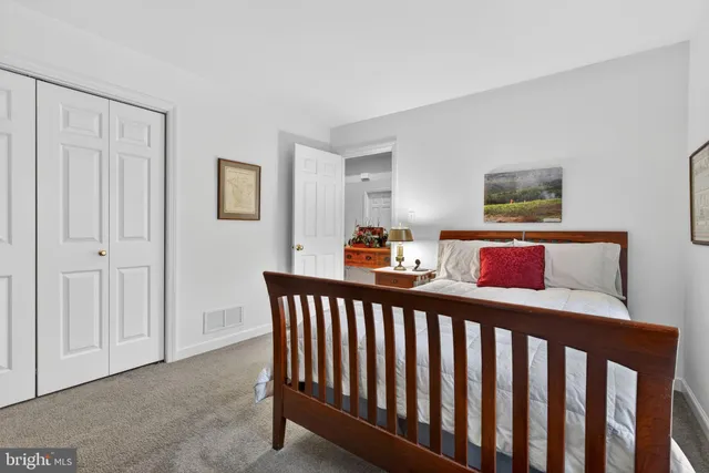 $329,900 | 105 Deer Ford Drive, Lancaster, PA 17601