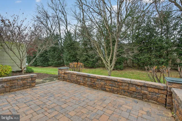 $329,900 | 105 Deer Ford Drive, Lancaster, PA 17601