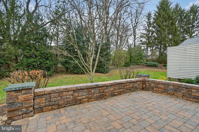 $329,900 | 105 Deer Ford Drive, Lancaster, PA 17601