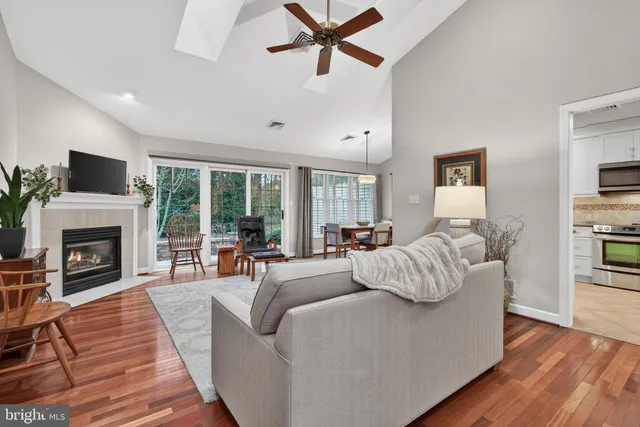 $329,900 | 105 Deer Ford Drive, Lancaster, PA 17601