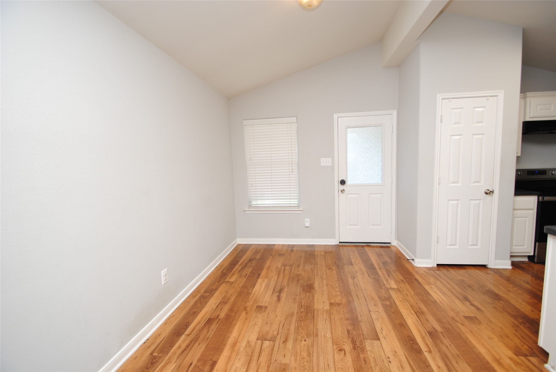 4219 Medina River Loop Spring, TX 77386 - Photo 5 of 18