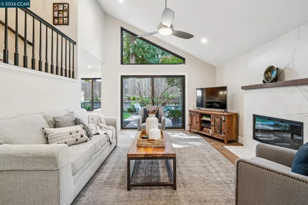 $1,395,000 | 736 Twinview Place, Pleasant Hill, CA 94523