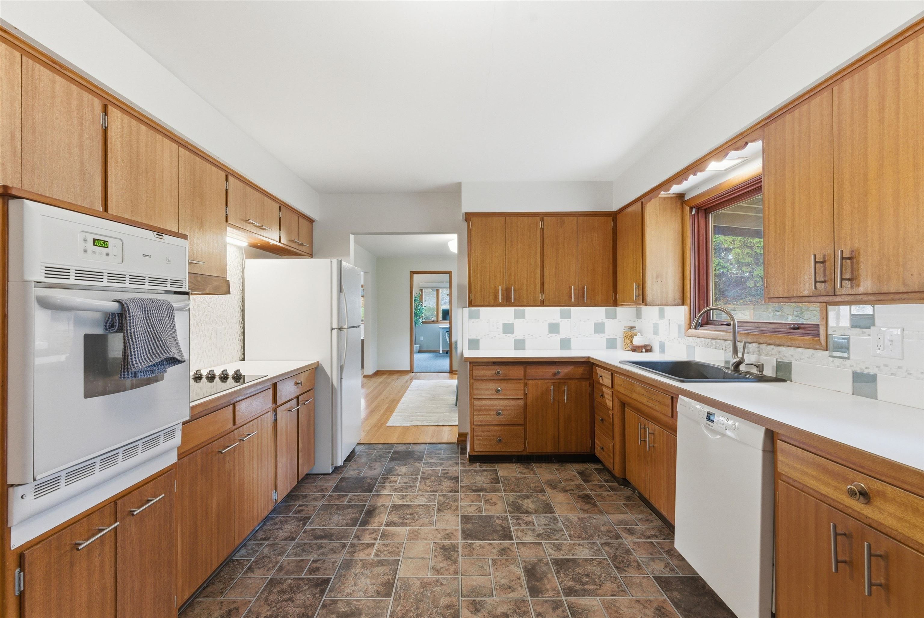 1907 South Oneida Place Spokane, WA 99203 - Photo 16 of 50