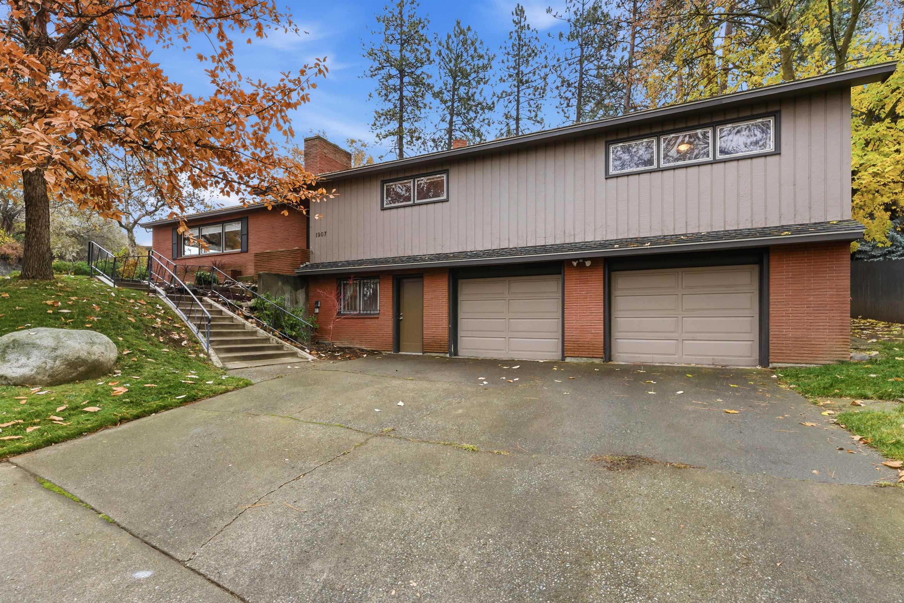 1907 South Oneida Place Spokane, WA 99203 - Photo 3 of 50