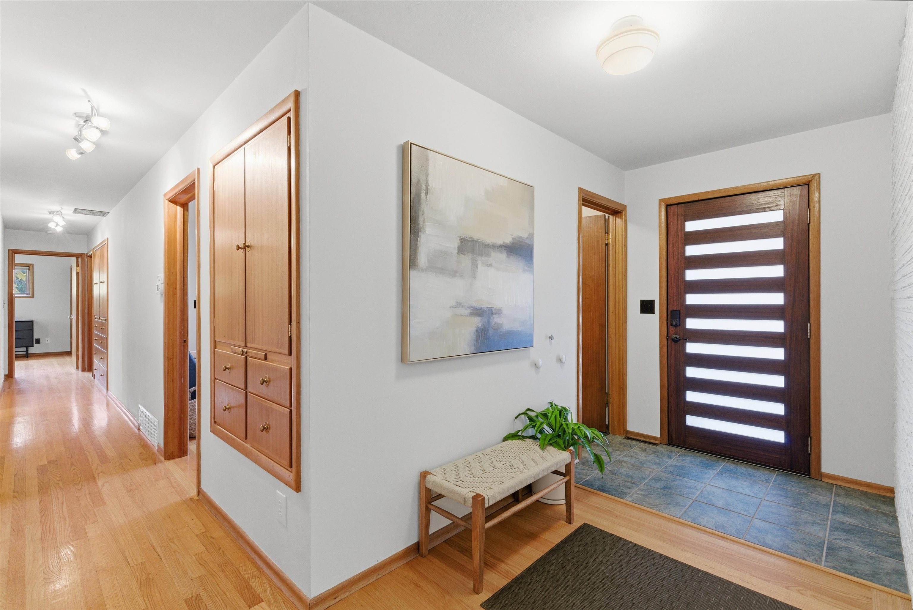 1907 South Oneida Place Spokane, WA 99203 - Photo 4 of 50