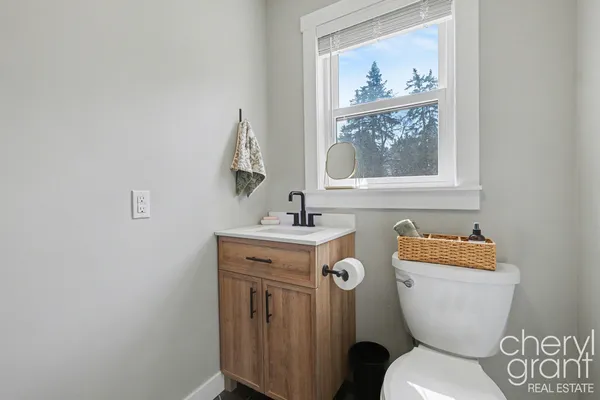 $399,900 | 4040 Ziverts Street Northeast, Rockford, MI 49341