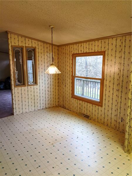 715 Dry Run Road Monongahela, PA 15063 - Photo 12 of 20 Dining area