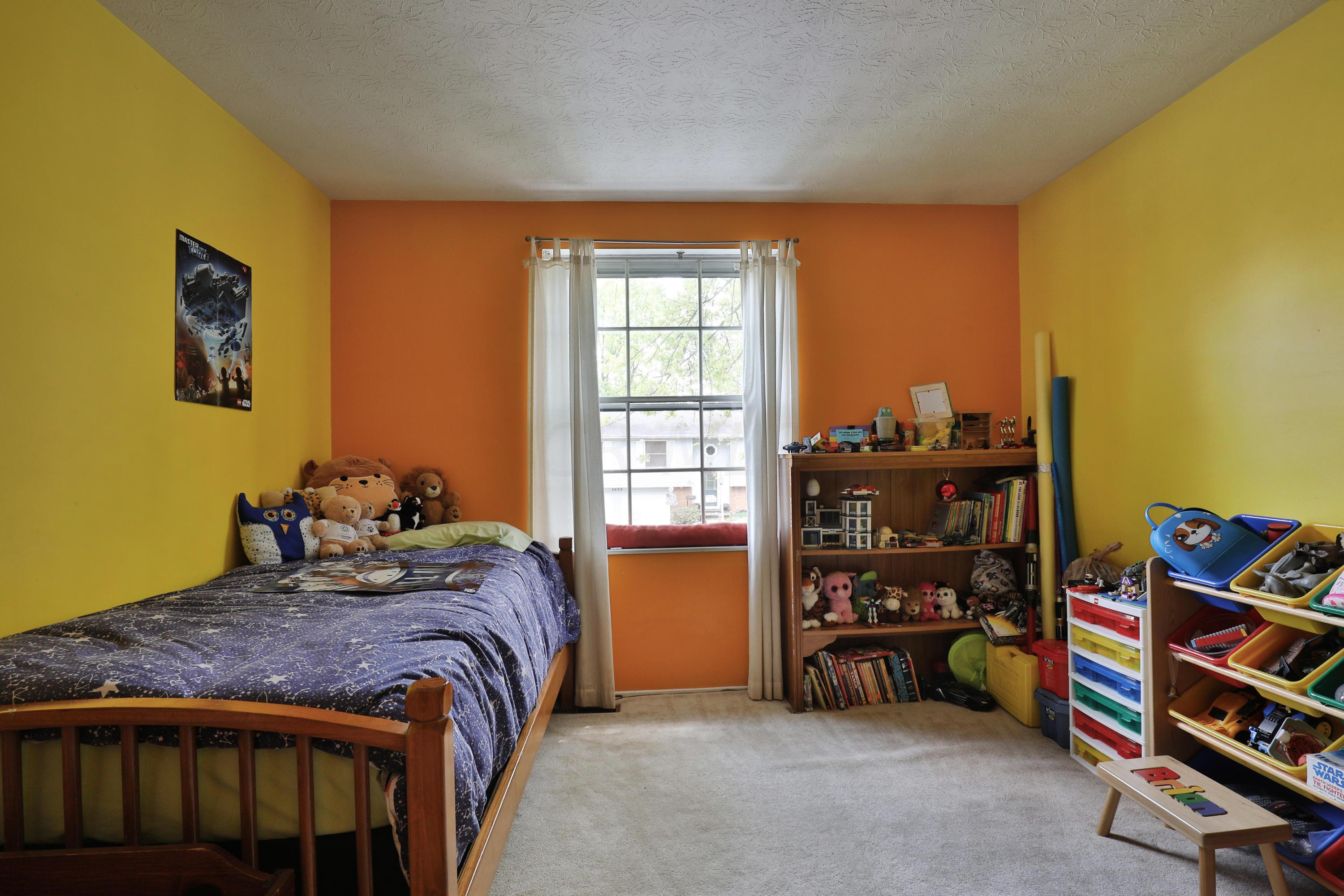 1658 Parkgate Road Columbus, OH 43229 - Photo 15 of 26 Gallery Image 15