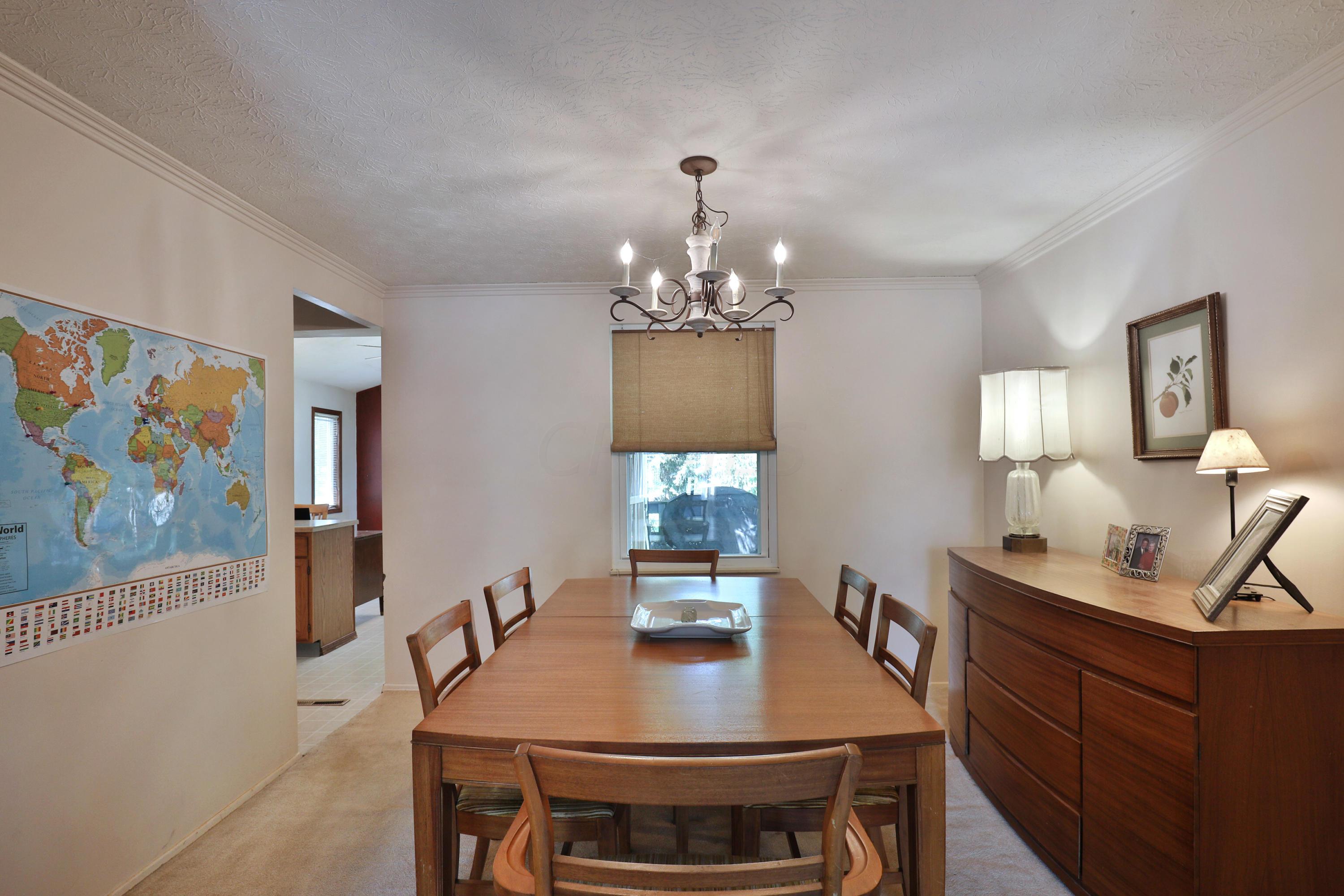 1658 Parkgate Road Columbus, OH 43229 - Photo 5 of 26 Gallery Image 5