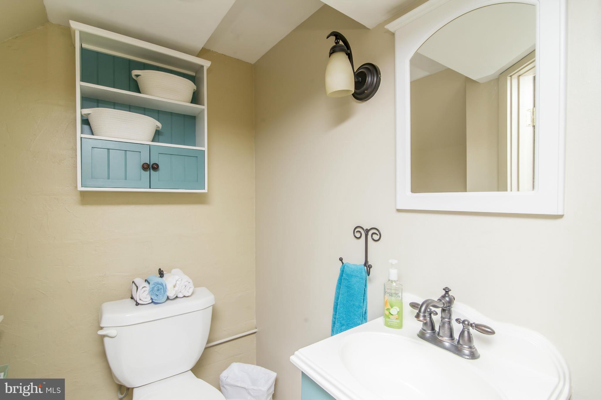 519 Welbrook Road Baltimore, MD 21221 - Photo 17 of 25 Bath